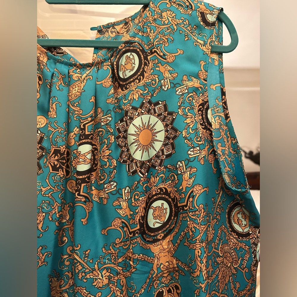 Talbots NWOT Silk File Top Zodiac Print sz 20 sleeveless turquoise, gold, white - Picture 6 of 15